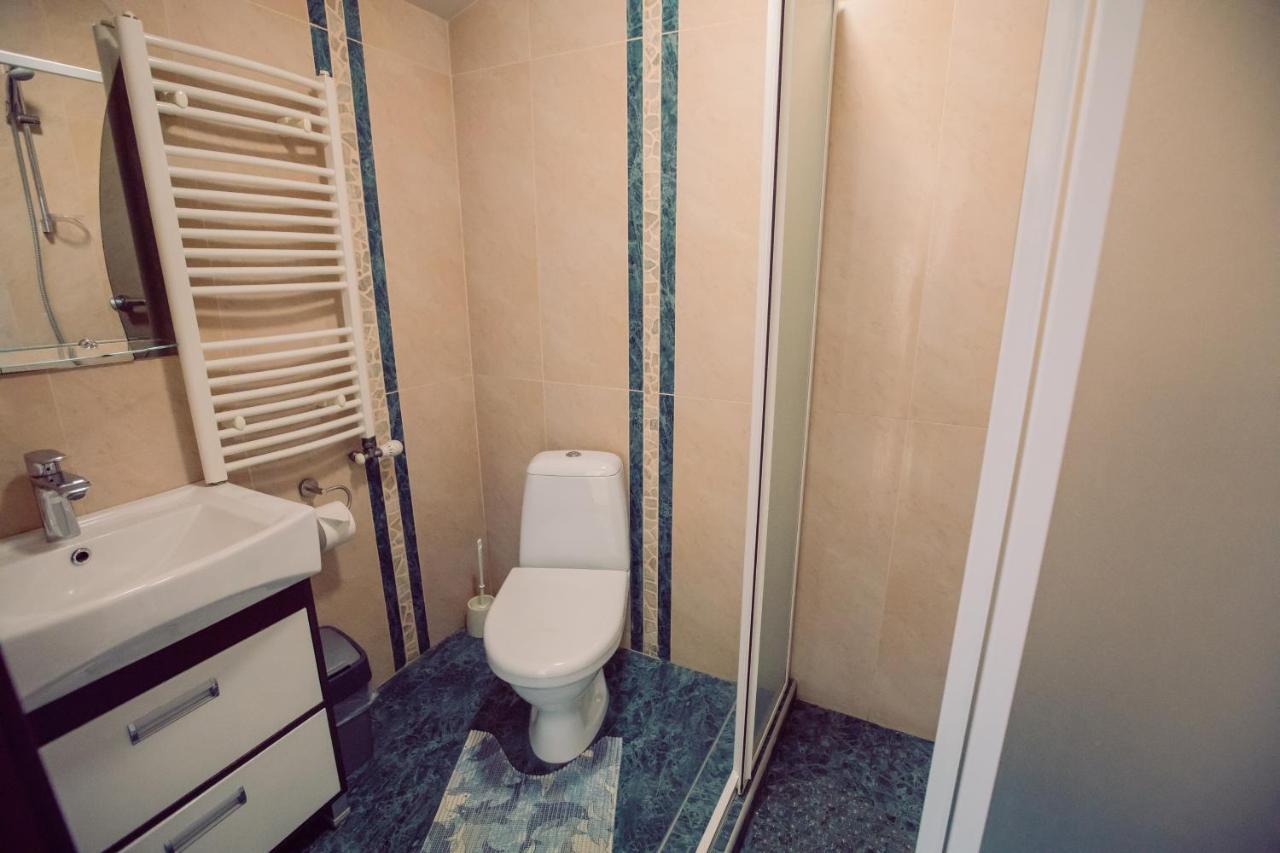 Premiere Hotel Хуст Экстерьер фото